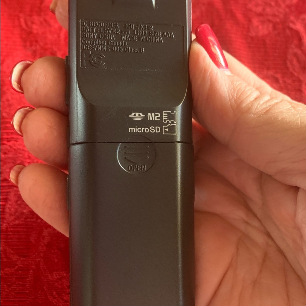 Sony Black Digital Voice Recorder with Az Cardinals Logo Case - Picture 3 of 12